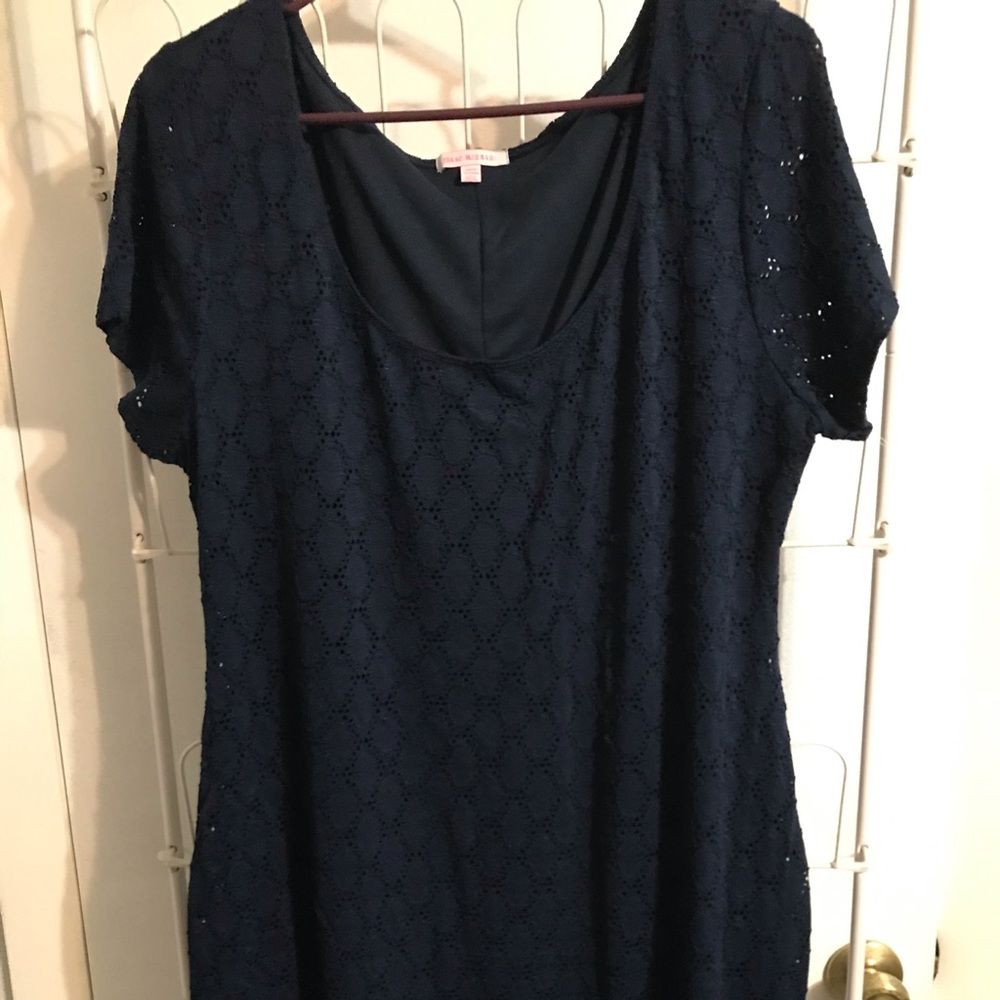 Women’s short sleeve navy eyelet dress